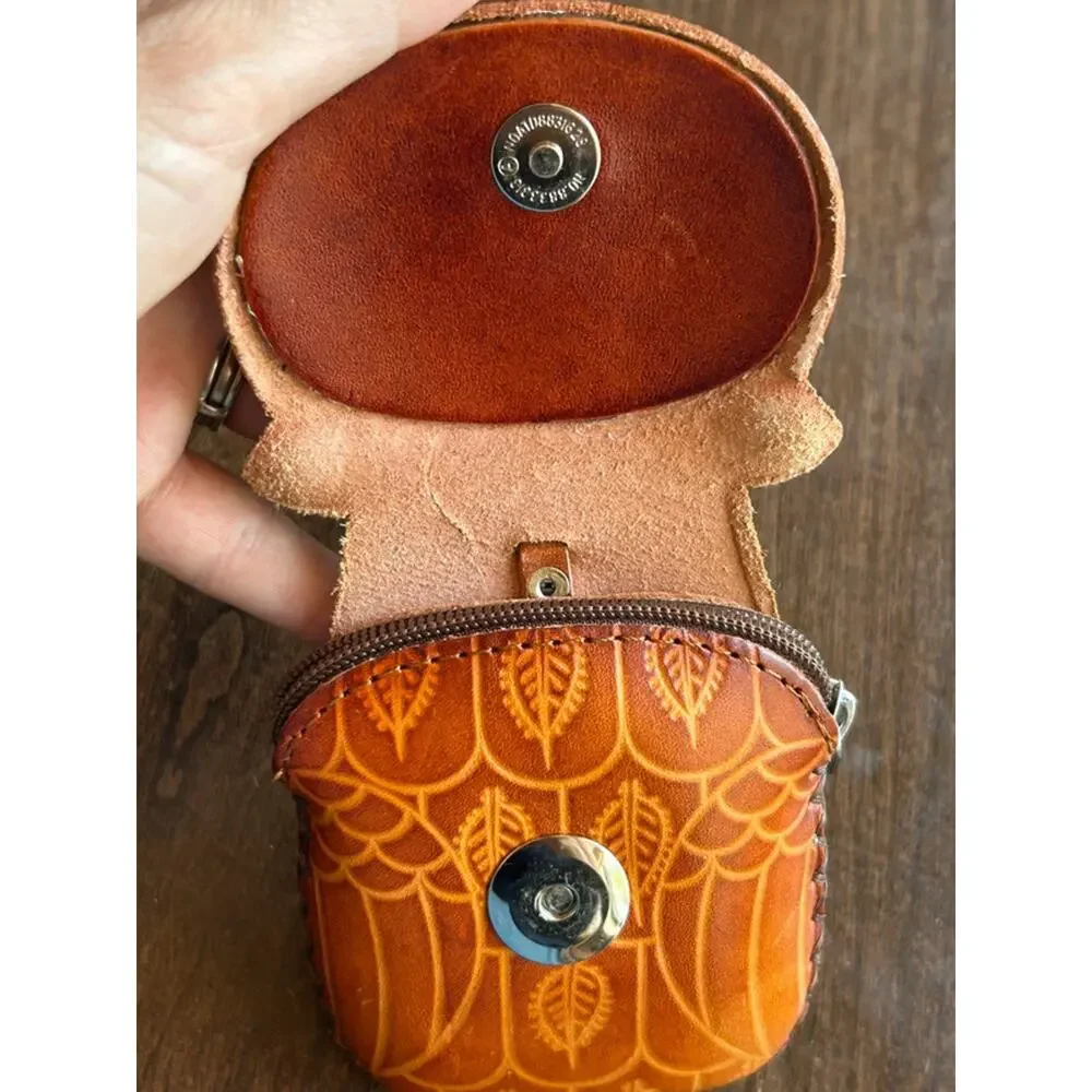 Hawaii leather owl